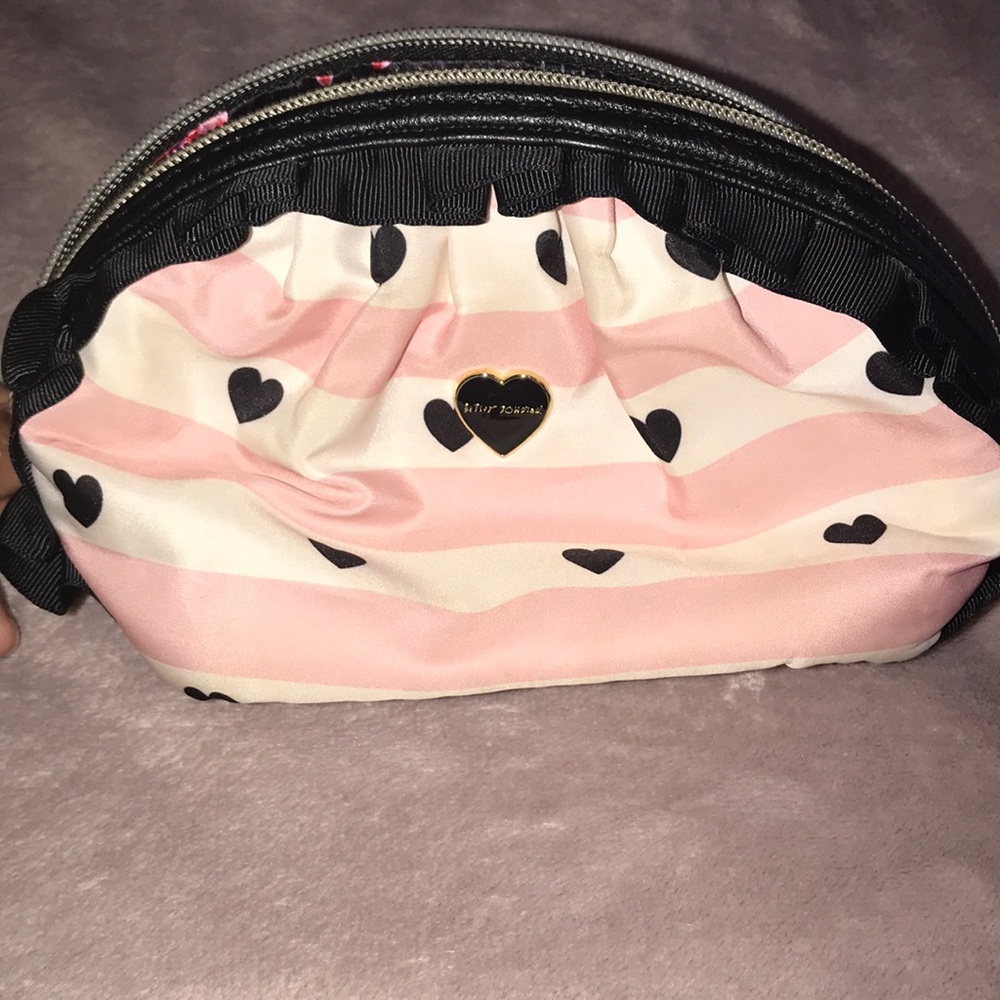 Betsy Johnson Make up bag!!!  💄